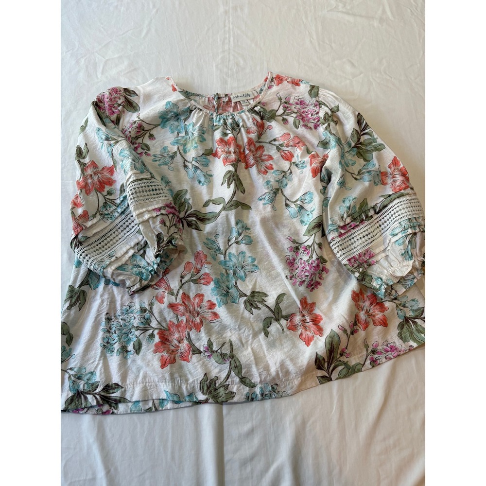 Kate and Lily Floral Peasant Blouse 2X White Coral Teal Lace Trim Puff Sleeve